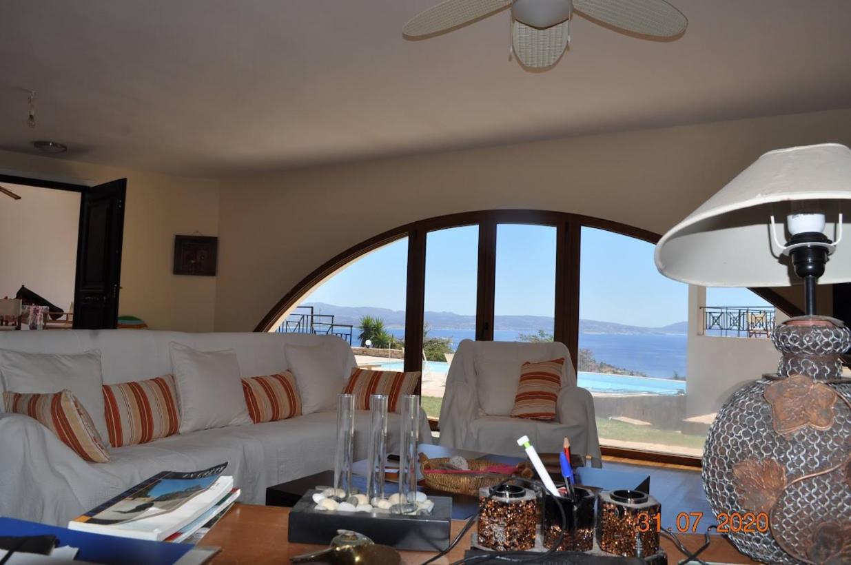Island Villa Айя-Галіні Екстер'єр фото
